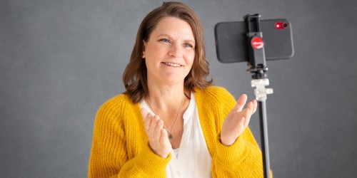Wendy van Hardeveld UCK gesprek goed.jpg