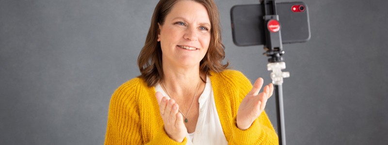 Wendy van Hardeveld UCK gesprek goed.jpg