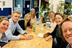 zeven leden van de content squad
