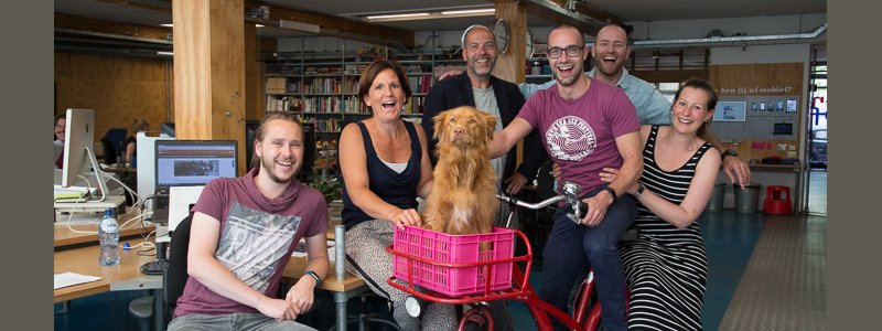 foto Anna Groot hond Rebbel van creatieve communicatie Enof Utrecht.jpg